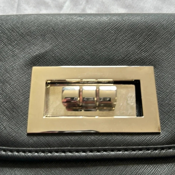 Apt 9 black chain handle crossbody - Picture 2 of 5